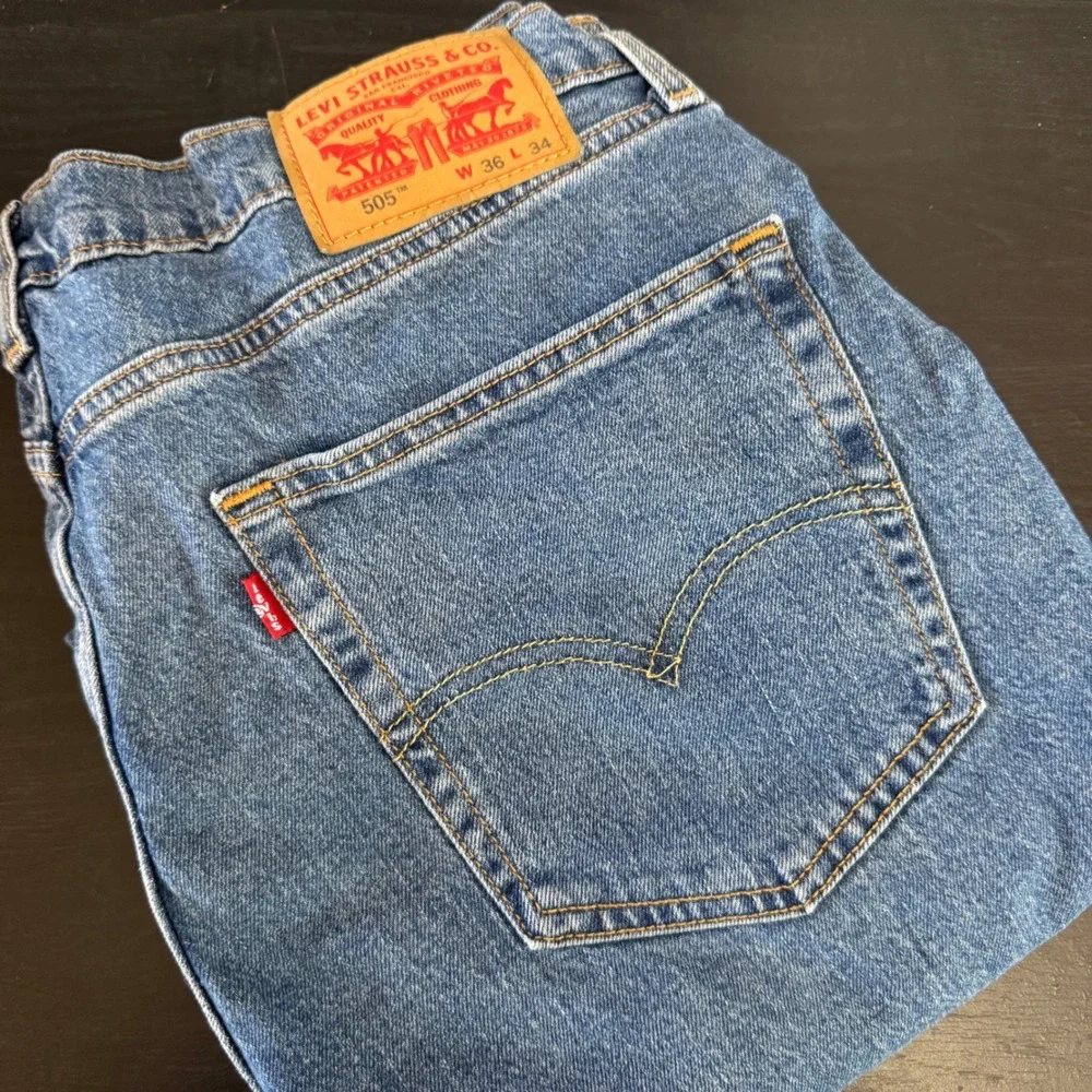 Levis 505 Regular‎ Fit Straight Leg Mens Jeans Blue Medium Wash 36x34 red tab
